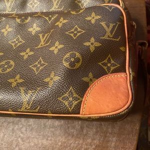 Authentic Louis Vuitton Cross Body Bag